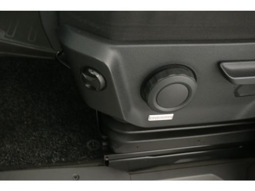 Volkswagen Crafter 2.0 TDI L3H2 | Airco | Cruise | Carplay | Parkeersens. | Traanplaat ActivLease financial lease