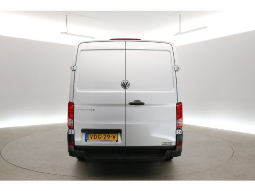 Volkswagen Crafter 2.0 TDI L3H2 | Airco | Cruise | Carplay | Parkeersens. | Traanplaat ActivLease financial lease