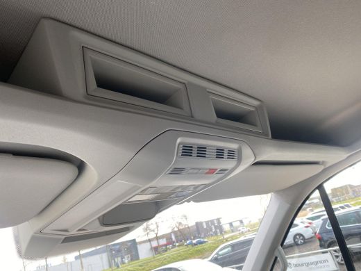 Volkswagen Crafter 35 2.0 TDI L3H2 | 140Pk | ACC | App Connect | Pdc | Imperial | ActivLease financial lease