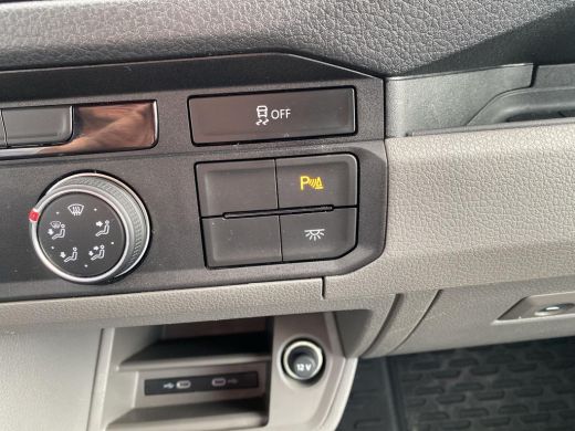 Volkswagen Crafter 35 2.0 TDI L3H2 | 140Pk | ACC | App Connect | Pdc | Imperial | ActivLease financial lease