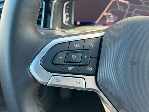 Volkswagen Polo 1.0 TSI 95 pk R-Line Business | Elektrische panoramadak | Achteruitrijcamera | Apple carplay | ActivLease financial lease