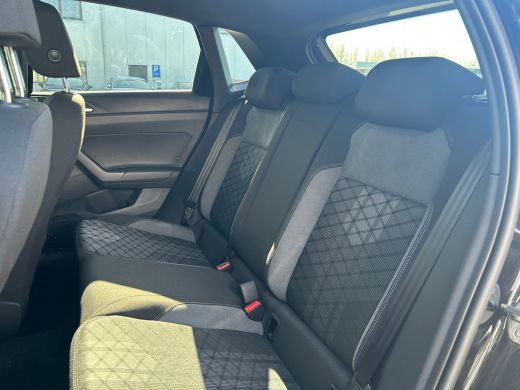 Volkswagen Polo 1.0 TSI 95 pk R-Line Business | Elektrische panoramadak | Achteruitrijcamera | Apple carplay | ActivLease financial lease