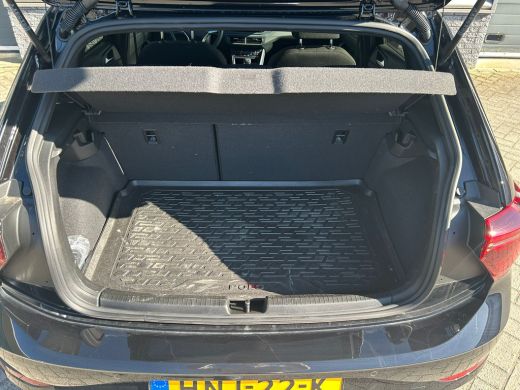 Volkswagen Polo 1.0 TSI 95 pk R-Line Business | Elektrische panoramadak | Achteruitrijcamera | Apple carplay | ActivLease financial lease
