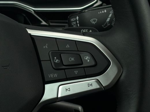 Volkswagen Polo 1.0 TSI R-Line Edition | Apple carplay | Cruise control adaptief | Stoelverwarming | Climatronic | ActivLease financial lease