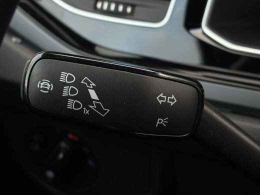 Volkswagen Polo 1.0 TSI R-Line Edition | Apple carplay | Cruise control adaptief | Stoelverwarming | Climatronic | ActivLease financial lease