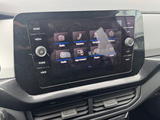 Volkswagen T-Cross 1.0 95pk TSI Life Edition Achteruitrijcamera | Verwarmbare voorstoelen | Parkeersensoren voor en ... ActivLease financial lease