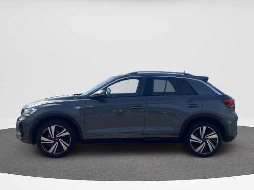 Volkswagen T-Roc 1.5 TSI R-Line | 150Pk | Stoelverwarming | Automaat | A.Camera | IQ.Drive | ActivLease financial lease