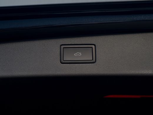 Volkswagen Tiguan 1.5 eTSI R-Line Edition | 360 Camera | 20'' | Black Style | Side Assist | Elk. A-klep | Prijs Rij... ActivLease financial lease