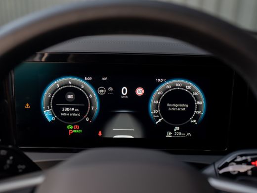 Volkswagen Tiguan 1.5 eTSI R-Line Edition | 360 Camera | 20'' | Black Style | Side Assist | Elk. A-klep | Prijs Rij... ActivLease financial lease