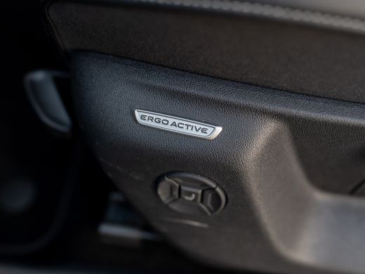 Volkswagen Tiguan 1.5 eTSI R-Line Edition | 360 Camera | 20'' | Black Style | Side Assist | Elk. A-klep | Prijs Rij... ActivLease financial lease