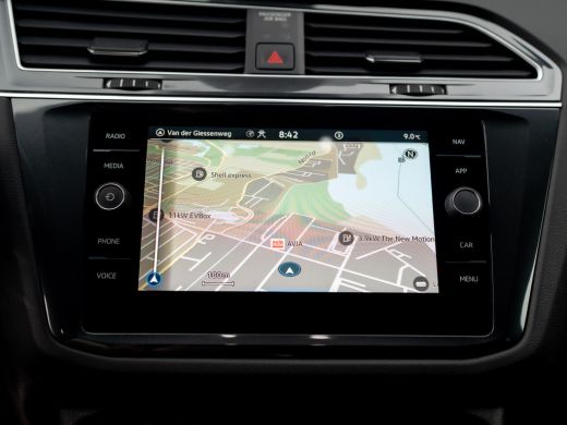 Volkswagen Tiguan 1.5 TSI R-Line Business | Black Style | Panodak | Elk. A-klep | IQ Light | Prijs Rijklaar!! ActivLease financial lease