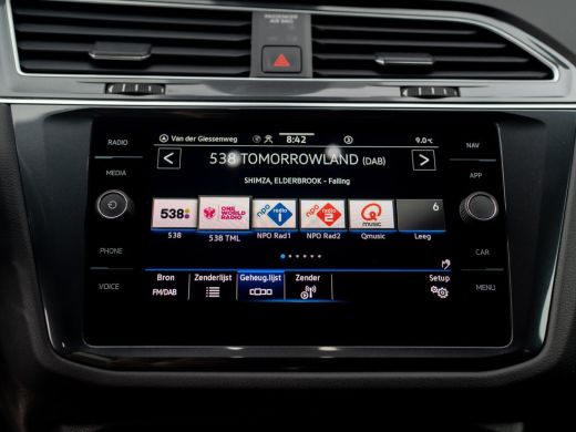 Volkswagen Tiguan 1.5 TSI R-Line Business | Black Style | Panodak | Elk. A-klep | IQ Light | Prijs Rijklaar!! ActivLease financial lease