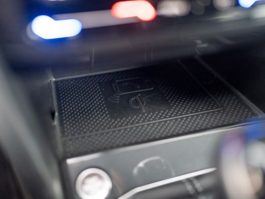 Volkswagen Tiguan 1.5 TSI R-Line Business | Trekhaak wegkl. | Keyless | 20'' | Elk. A-klep | Side Assist | IQ Light... ActivLease financial lease