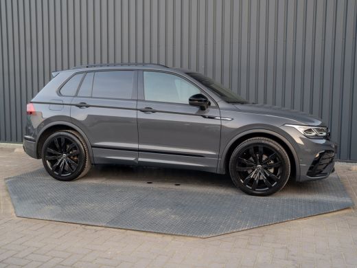Volkswagen Tiguan 1.5 TSI R-Line Business | Trekhaak wegkl. | Keyless | 20'' | Elk. A-klep | Side Assist | IQ Light... ActivLease financial lease
