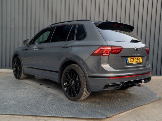 Volkswagen Tiguan 1.5 TSI R-Line Business | Trekhaak wegkl. | Keyless | 20'' | Elk. A-klep | Side Assist | IQ Light... ActivLease financial lease
