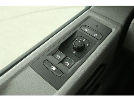 Volkswagen Transporter T6.1 2.0 TDI 150PK L1H1 | Aut. | Airco | Adap. Cruise | Carplay | Parkeersens. | Stoelverw. ActivLease financial lease