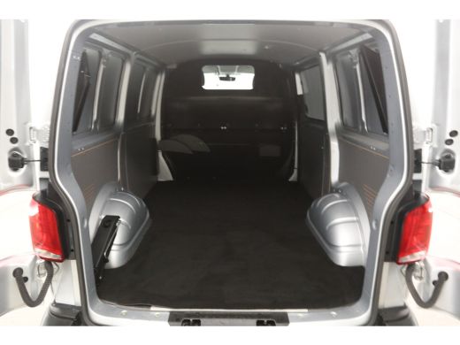 Volkswagen Transporter T6.1 2.0 TDI 150PK L1H1 | Aut. | Airco | Adap. Cruise | Carplay | Parkeersens. | Stoelverw. ActivLease financial lease