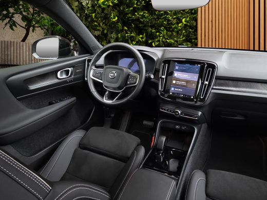 Volvo  EX40 Single Motor Extended Range Ultra 82 kWh | Harman/Kardon | 360 Cam | Pano | Memory | Pilot Assist ActivLease financial lease