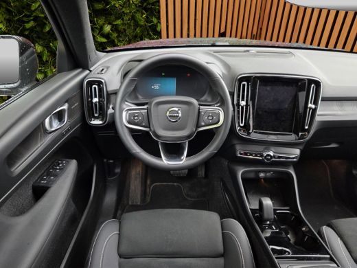 Volvo  EX40 Single Motor Extended Range Ultra Black Edition 82 kWh | Trekhaak | 360 Cam | Pano | Memory | Pil... ActivLease financial lease