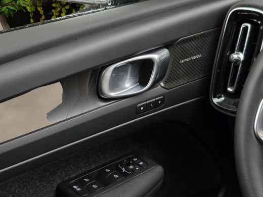 Volvo  EX40 Single Motor Extended Range Ultra Black Edition 82 kWh | Trekhaak | 360 Cam | Pano | Memory | Pil... ActivLease financial lease