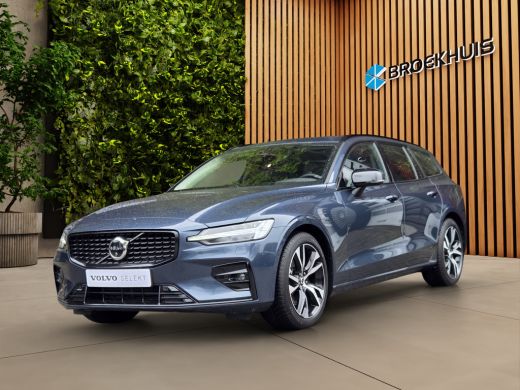 Volvo  V60 2.0 B4 Ultra Dark | Massage/ventilatie | Pano | 360 Cam | Trekhaak | Harman/Kardon | Memory