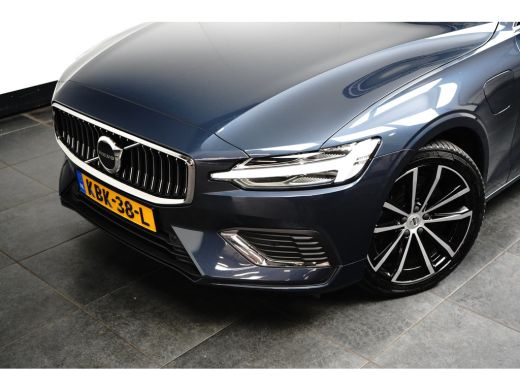 Volvo  V60 T6 Recharge AWD Core Bright | Long Range | Camera | Keyless | Stoelverwarming | Google | 18" | St... ActivLease financial lease