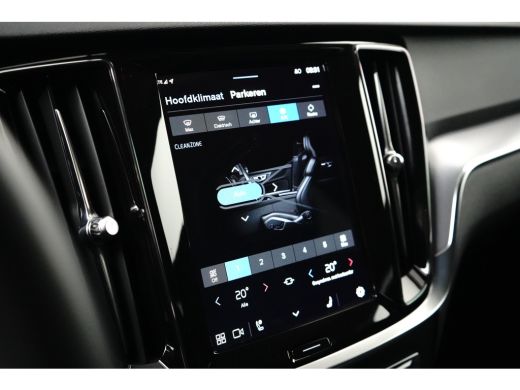 Volvo  V60 T6 Recharge AWD Core Bright | Long Range | Camera | Keyless | Stoelverwarming | Google | 18" | St... ActivLease financial lease