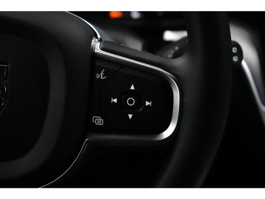 Volvo  V60 T6 Recharge AWD Core Bright | Long Range | Camera | Keyless | Stoelverwarming | Google | 18" | St... ActivLease financial lease