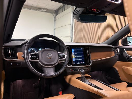 Volvo  V90 T4 Aut. Inscription Luxury | Vol! | Trekhaak | Stoelventilatie | Schuifdak | 360&deg; Camera | Head-U... ActivLease financial lease