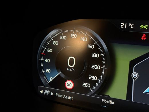 Volvo  V90 T4 Aut. Inscription Luxury | Vol! | Trekhaak | Stoelventilatie | Schuifdak | 360&deg; Camera | Head-U... ActivLease financial lease