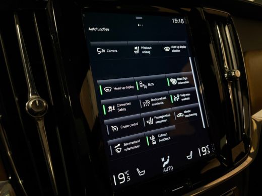 Volvo  V90 T4 Aut. Inscription Luxury | Vol! | Trekhaak | Stoelventilatie | Schuifdak | 360&deg; Camera | Head-U... ActivLease financial lease