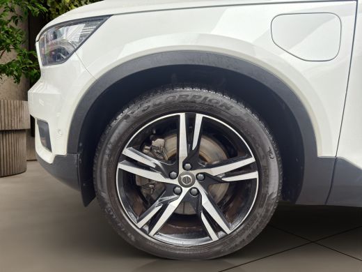 Volvo  XC40 1.5 T5 Recharge R-Design | Panoramadak | 360 Camera | Harman/Kardon | Adaptive Cruise | BLIS ActivLease financial lease