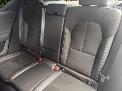 Volvo  XC40 1.5 T5 Recharge R-Design | Panoramadak | 360 Camera | Harman/Kardon | Adaptive Cruise | BLIS ActivLease financial lease