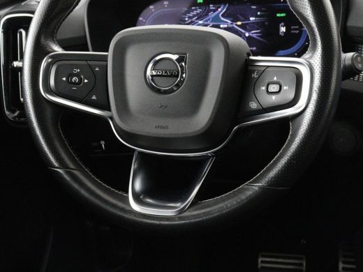 Volvo  XC40 Recharge P8 AWD R-Design | SOH 92% | Stoel & stuurverwarming | Trekhaak | Warmtepomp | Leder/Alca... ActivLease financial lease