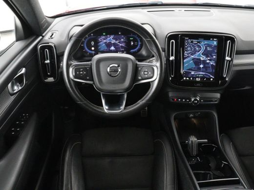 Volvo  XC40 Recharge P8 AWD R-Design | SOH 92% | Stoel & stuurverwarming | Trekhaak | Warmtepomp | Leder/Alca... ActivLease financial lease