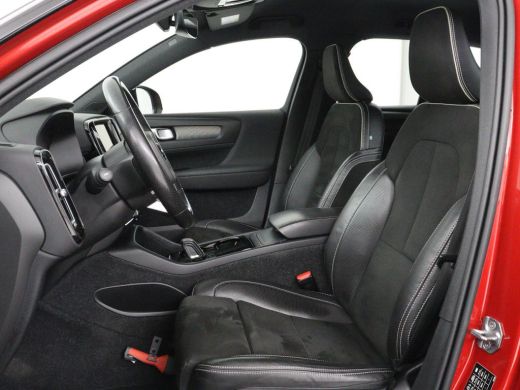 Volvo  XC40 Recharge P8 AWD R-Design | SOH 92% | Stoel & stuurverwarming | Trekhaak | Warmtepomp | Leder/Alca... ActivLease financial lease