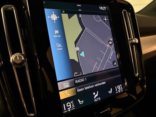 Volvo  XC40 T4 Recharge Plus Dark | Harman Kardon | Michelin All Season | Bestuurdersstoel elektrisch geheuge... ActivLease financial lease