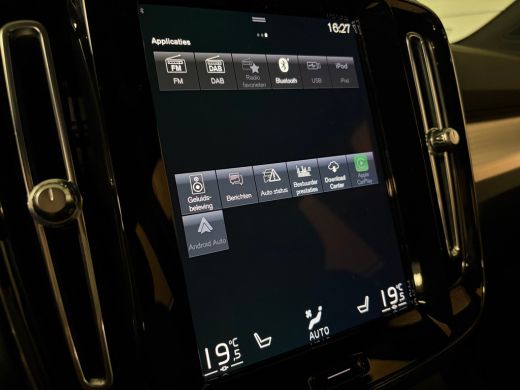 Volvo  XC40 T4 Recharge Plus Dark | Harman Kardon | Michelin All Season | Bestuurdersstoel elektrisch geheuge... ActivLease financial lease