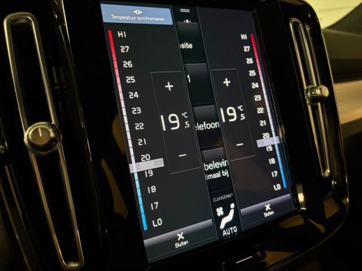 Volvo  XC40 T4 Recharge Plus Dark | Harman Kardon | Michelin All Season | Bestuurdersstoel elektrisch geheuge... ActivLease financial lease