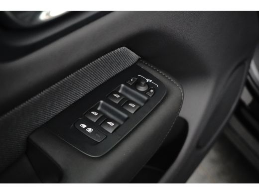 Volvo  XC60 T6 Recharge AWD Plus Black Edition | Facelift | 360&deg; Camera | Harman/Kardon | Nappa Sportstoel | ... ActivLease financial lease