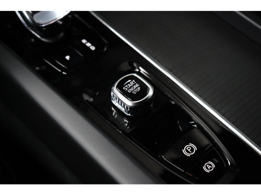 Volvo  XC60 T6 Recharge AWD Plus Black Edition | Facelift | 360&deg; Camera | Harman/Kardon | Nappa Sportstoel | ... ActivLease financial lease