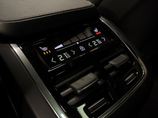 Volvo  XC90 T8 AWD Recharge Ultra Dark | Vol! | Bowers & Wilkins | Luchtvering | Stoelventilatie | Trekhaak |... ActivLease financial lease