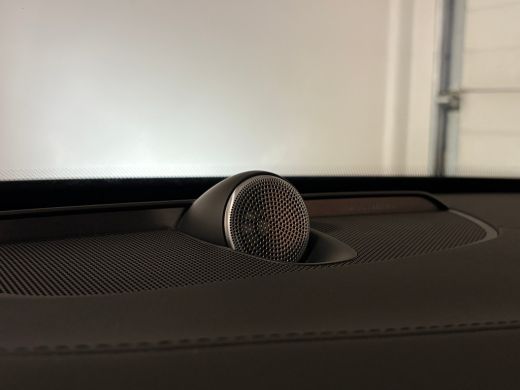 Volvo  XC90 T8 AWD Recharge Ultra Dark | Vol! | Bowers & Wilkins | Luchtvering | Stoelventilatie | Trekhaak |... ActivLease financial lease