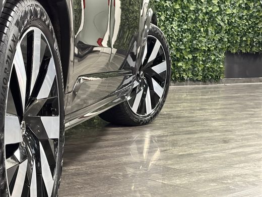 Volvo  XC90 T8 AWD Recharge Ultra Dark | Vol! | Bowers & Wilkins | Luchtvering | Stoelventilatie | Trekhaak |... ActivLease financial lease