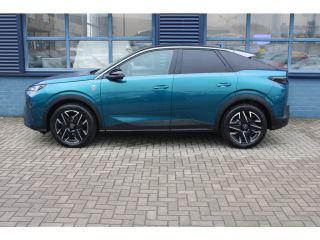 Peugeot 3008 1.2 Hybrid 145 GT | Achterbank in delen neerklapbaar | Achterbank verwarmd | Achteruitrijcamera