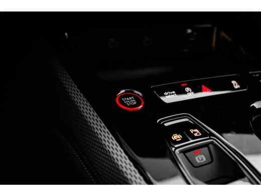 Audi A5 Avant 2.0 e-hybrid quattro S edition | Tech Pro | Trekhaak | Optiek zwart | Privacy glas | Lichtp... ActivLease financial lease