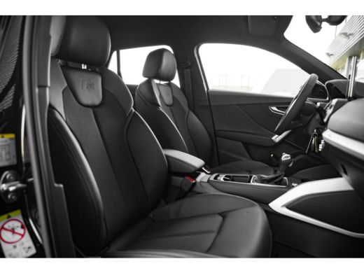Audi Q2 35 TFSI S Edition | Adaptieve cruise control | Optiek zwart | Comfortpakket | Privacy glas ActivLease financial lease