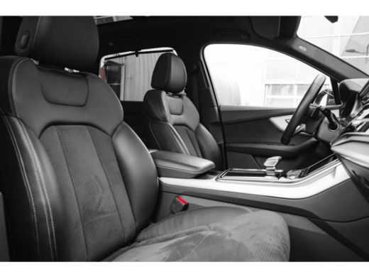 Audi Q7 55 TFSI e quattro S line 394PK | Head-up display | Bang&Olufsen Advanced | 21 inch velgen | Laser... ActivLease financial lease