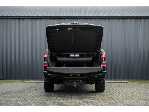 Dodge Ram 1500 1500 5.7 V8 402 PK | Luchtvering | Head Up | 360&deg; camera | Adapt.Cruise | LED | PDC | 12 Inch sch... ActivLease financial lease