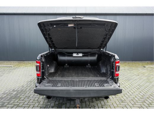 Dodge Ram 1500 1500 5.7 V8 402 PK | Luchtvering | Head Up | 360&deg; camera | Adapt.Cruise | LED | PDC | 12 Inch sch... ActivLease financial lease